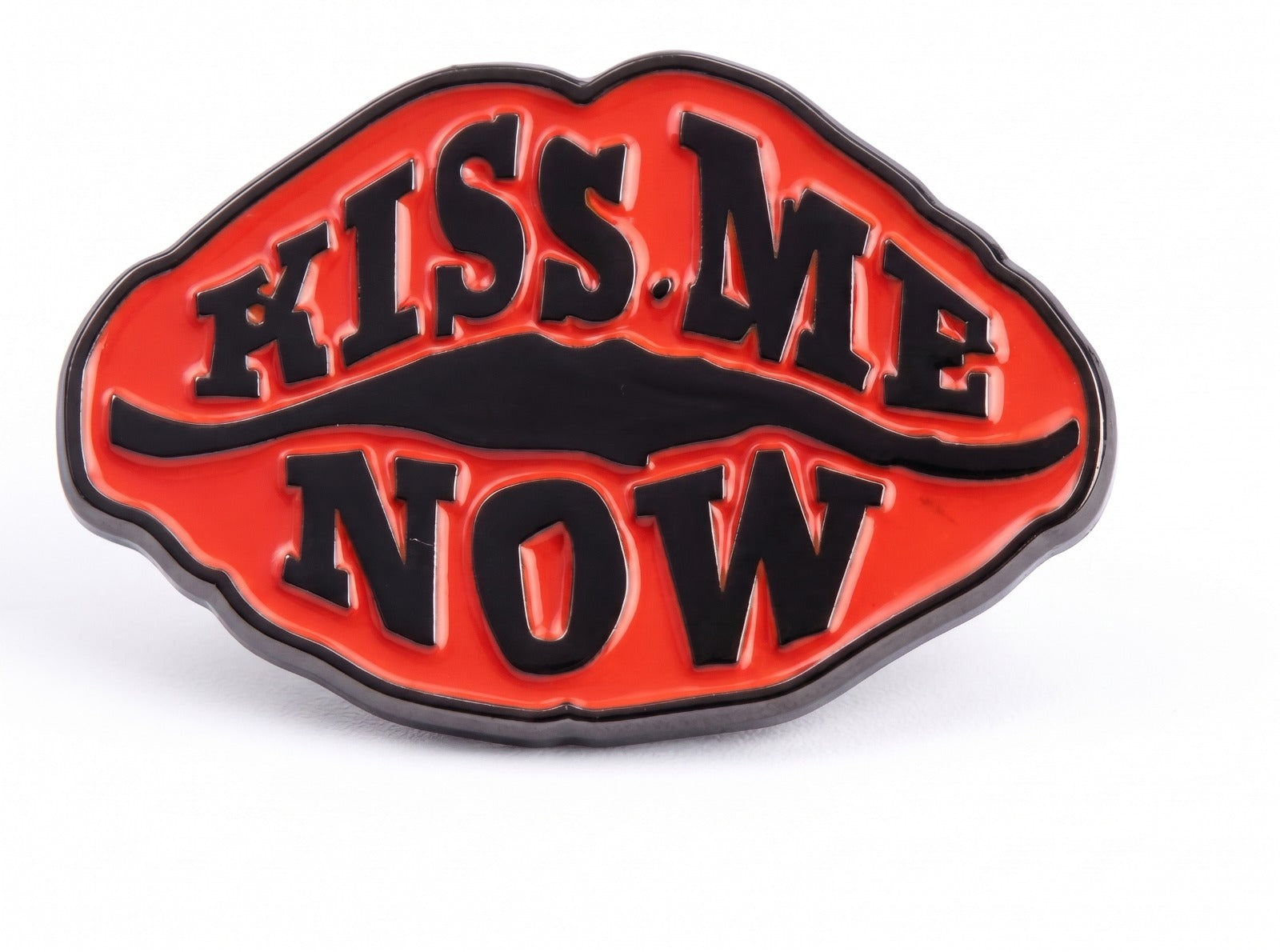 Kiss me now Pin