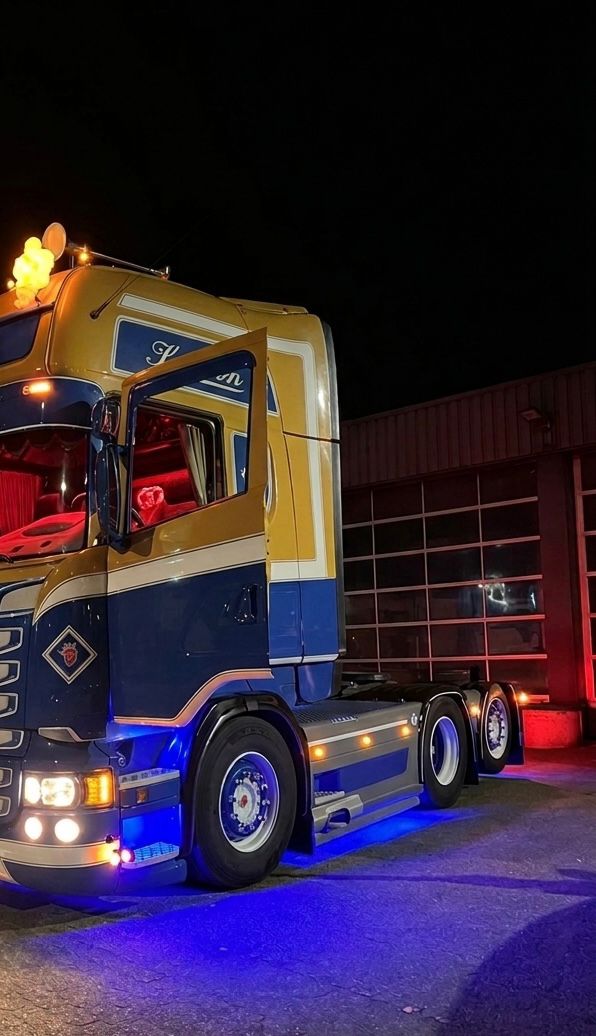 6x UNTERBODENBELEUCHTUNG FÜR LKW SUPERDIK SMART LED